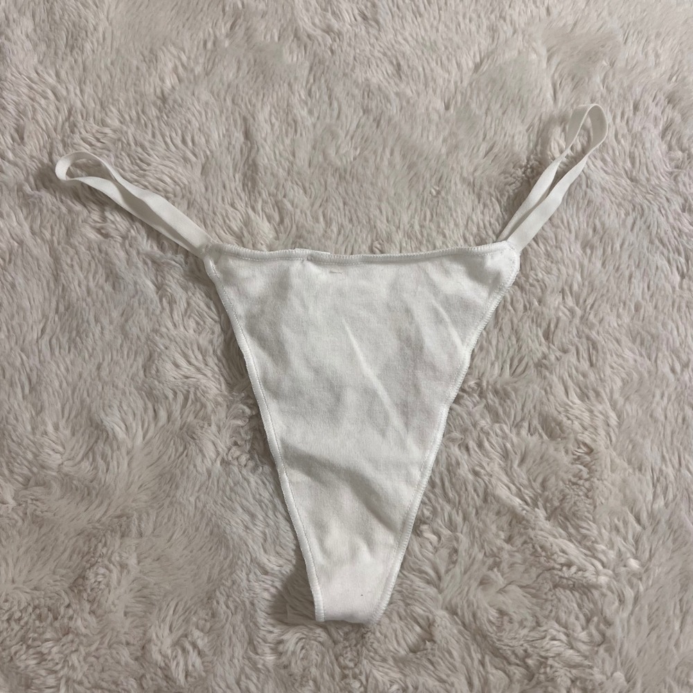 SKIMS Cotton Jersey Thong White Thin Strap Low Rise Underwear Womens XS NWOT New
